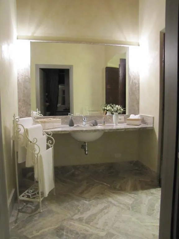 *** Bed & Breakfast B&B Dimora Delle Donnole Bergamo Alta Italië